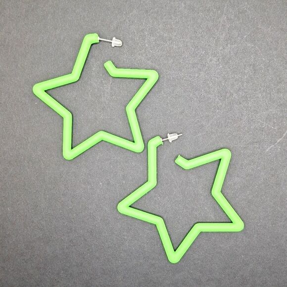 Neon green star shape earrings 90s vibes y2k accessories - Picture 1 of 2